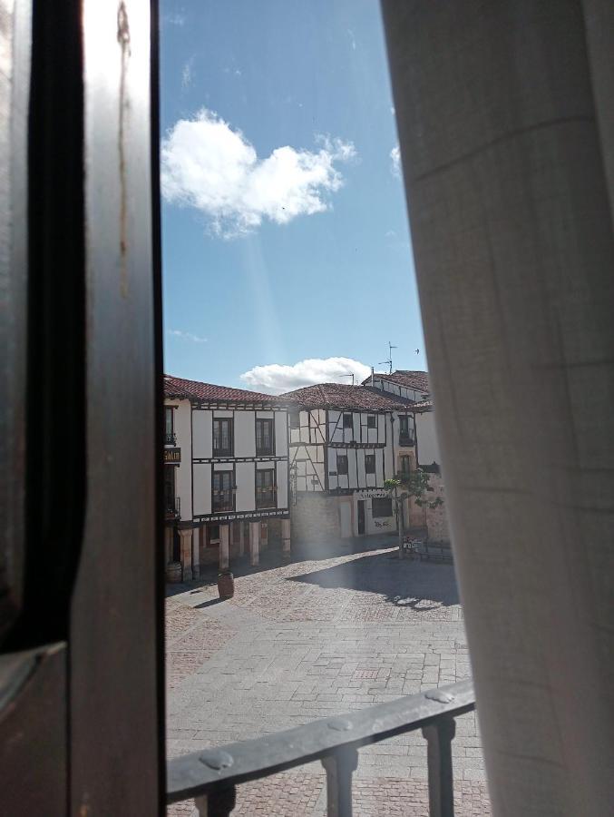 Hotel Nuevo Arlanza Covarrubias Bagian luar foto